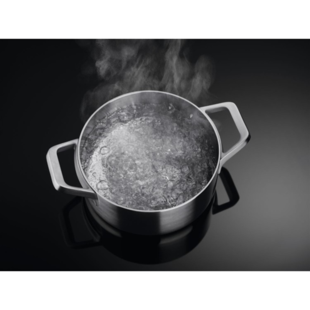 Aeg CIB6734ACM 60Cm Freestanding Induction Cooker, Catalytic Cleaning Oven Liners