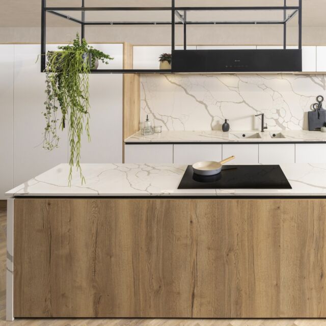 Caple TEL900/SHELF 900mm Shelf For Tela Island Hood - Black Glass