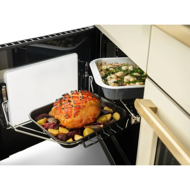 Rangemaster ESDL100EIPPCR/AB1Estel Deluxe 100 Induction Range Cooker- Pale Cream with Antique Brass