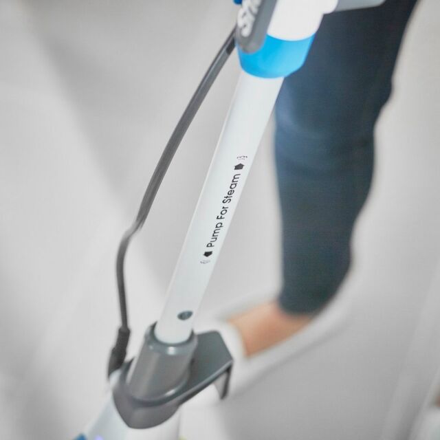 Shark S6001UK Klik n' Flip Steam Mop - White/Blue